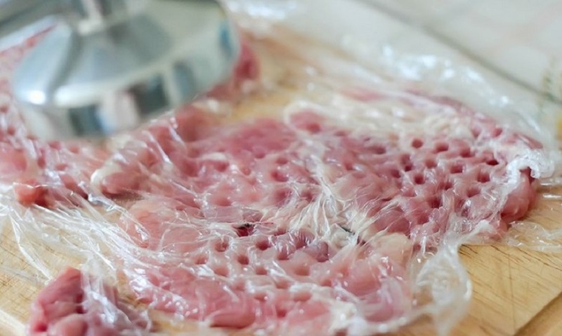 Перестань переводить филе на отбивные! Это мясное блюдо в разы вкуснее и намного сытнее