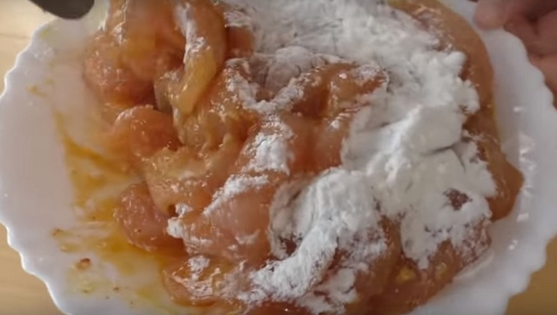 Зачем заливать яйцами куриную грудку